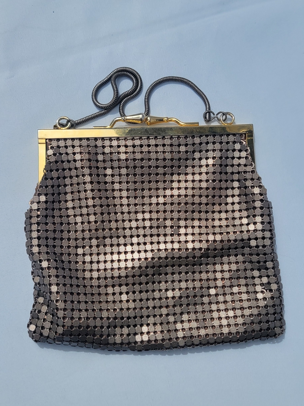 fiona Vintage-style Black Metalic Mesh Evening Bag with Gold Frame Metal Purse